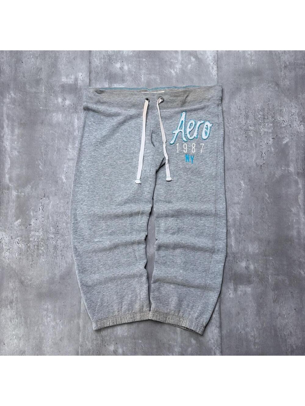 Y2K Grey Aeropostale Grunge Distressed Capri Sweatpants